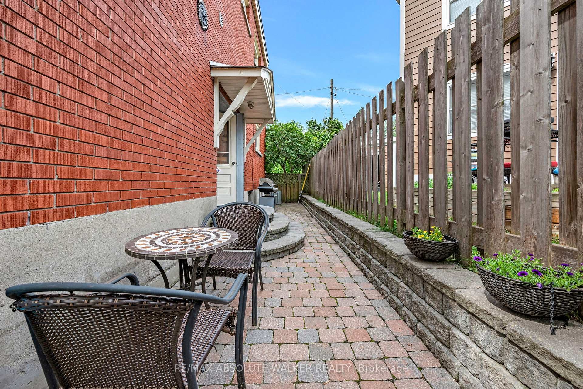 26 Riverdale Avenue photo 30