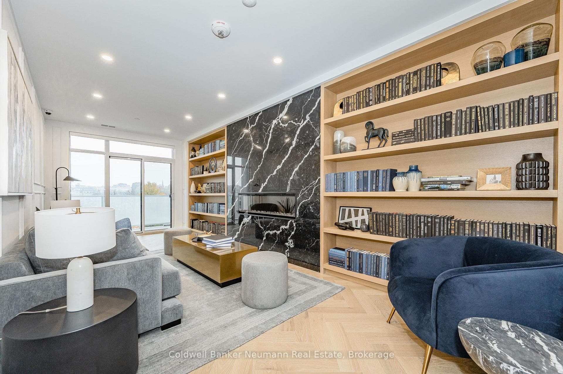 71 Wyndham Street Unit 209 photo 13