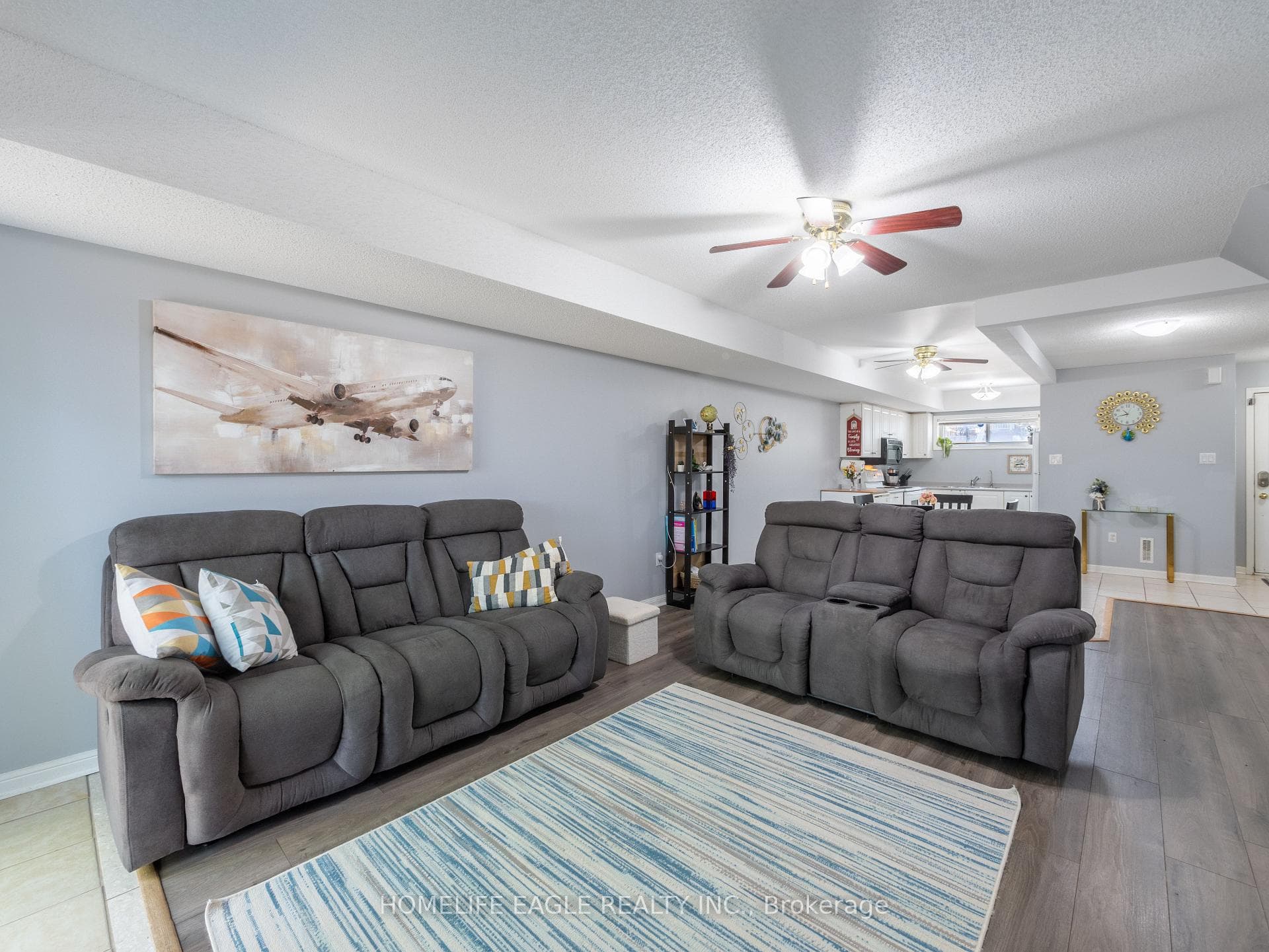 235 Ferndale Drive Unit 13 photo 6