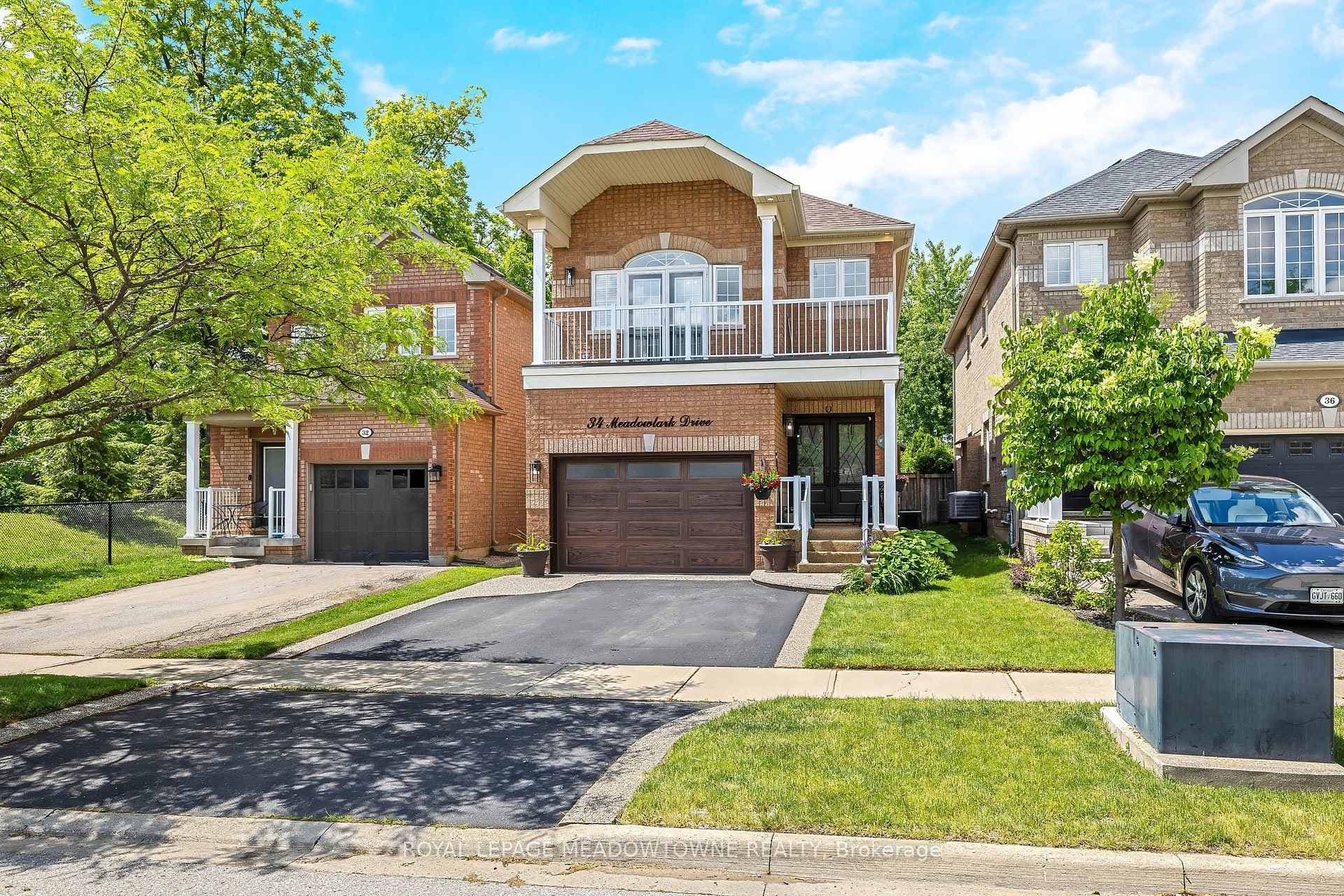 34 Meadowlark Drive photo 1