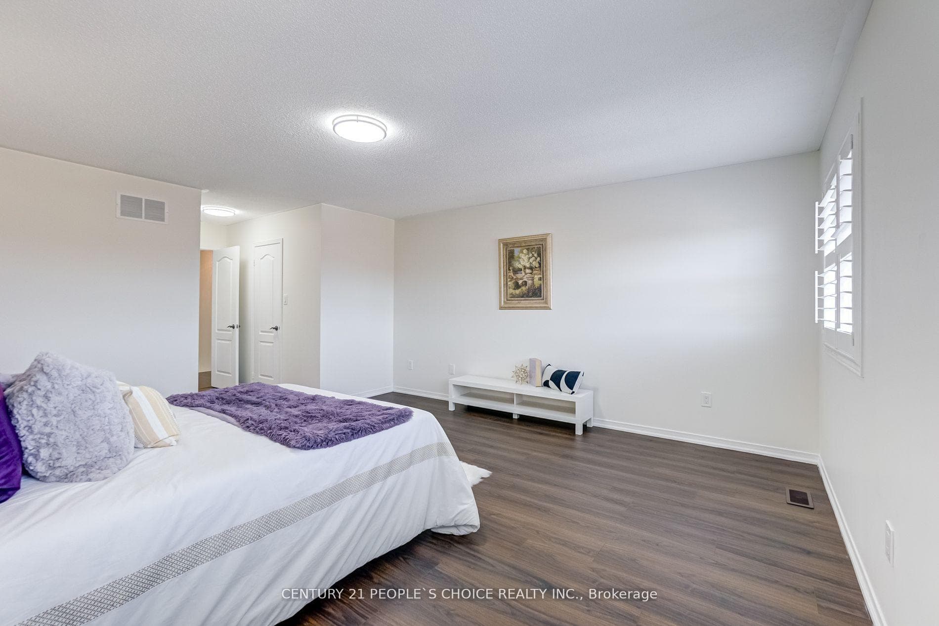 130 Keystar Court photo 27