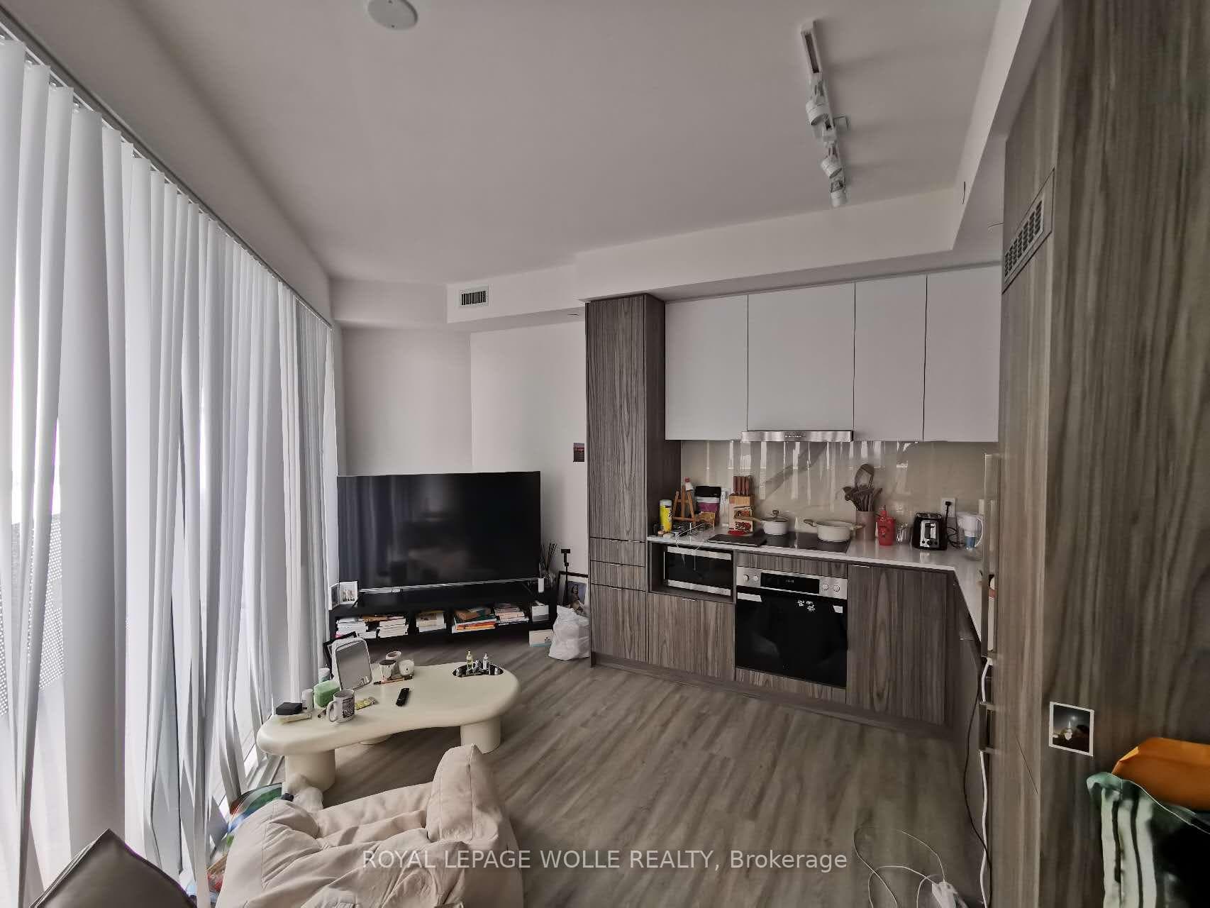 55 cooper Street Unit 6008 photo 7
