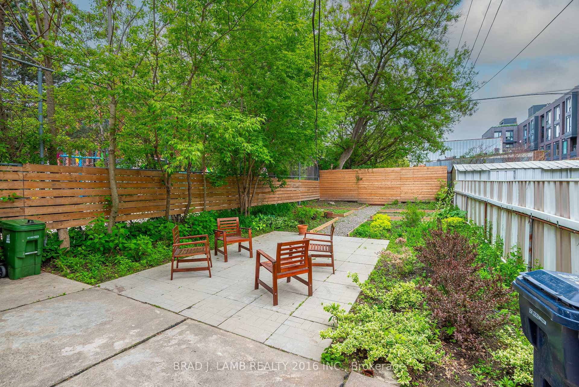56 Wright Avenue Unit 2 photo 18