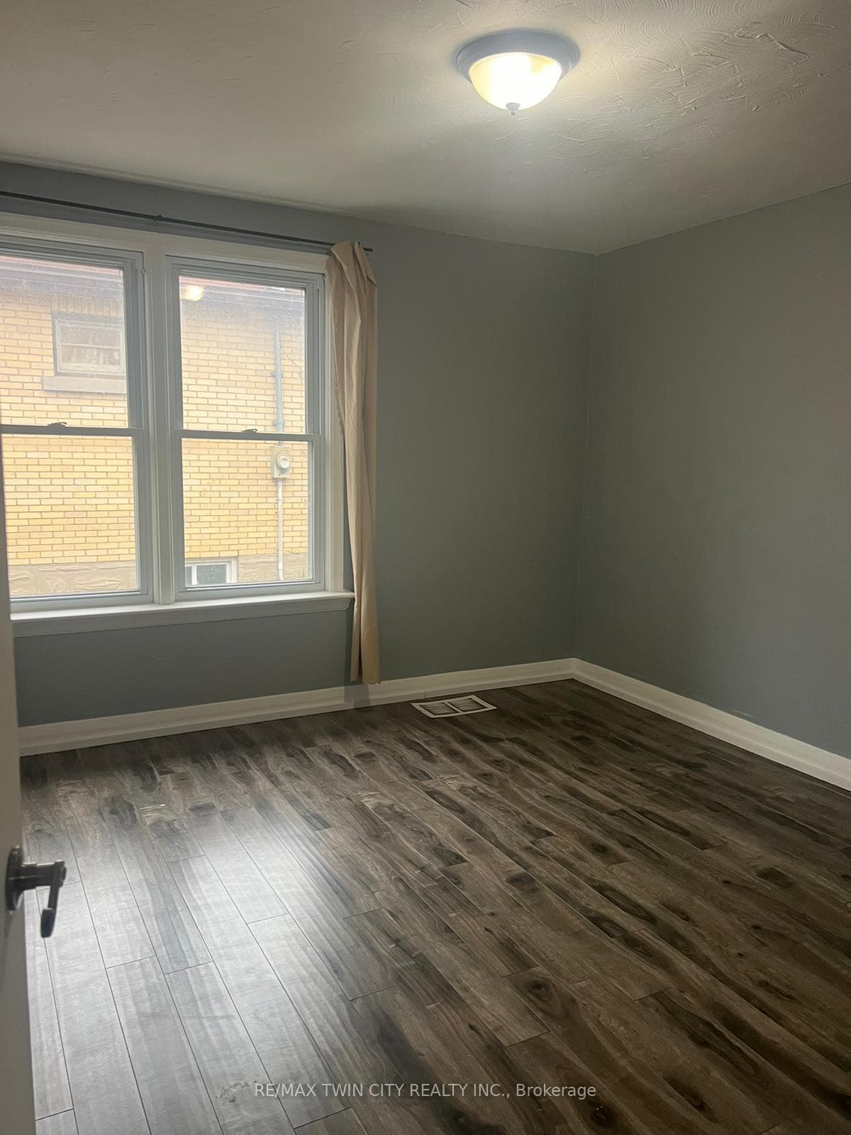 1026 Queens Boulevard photo 9