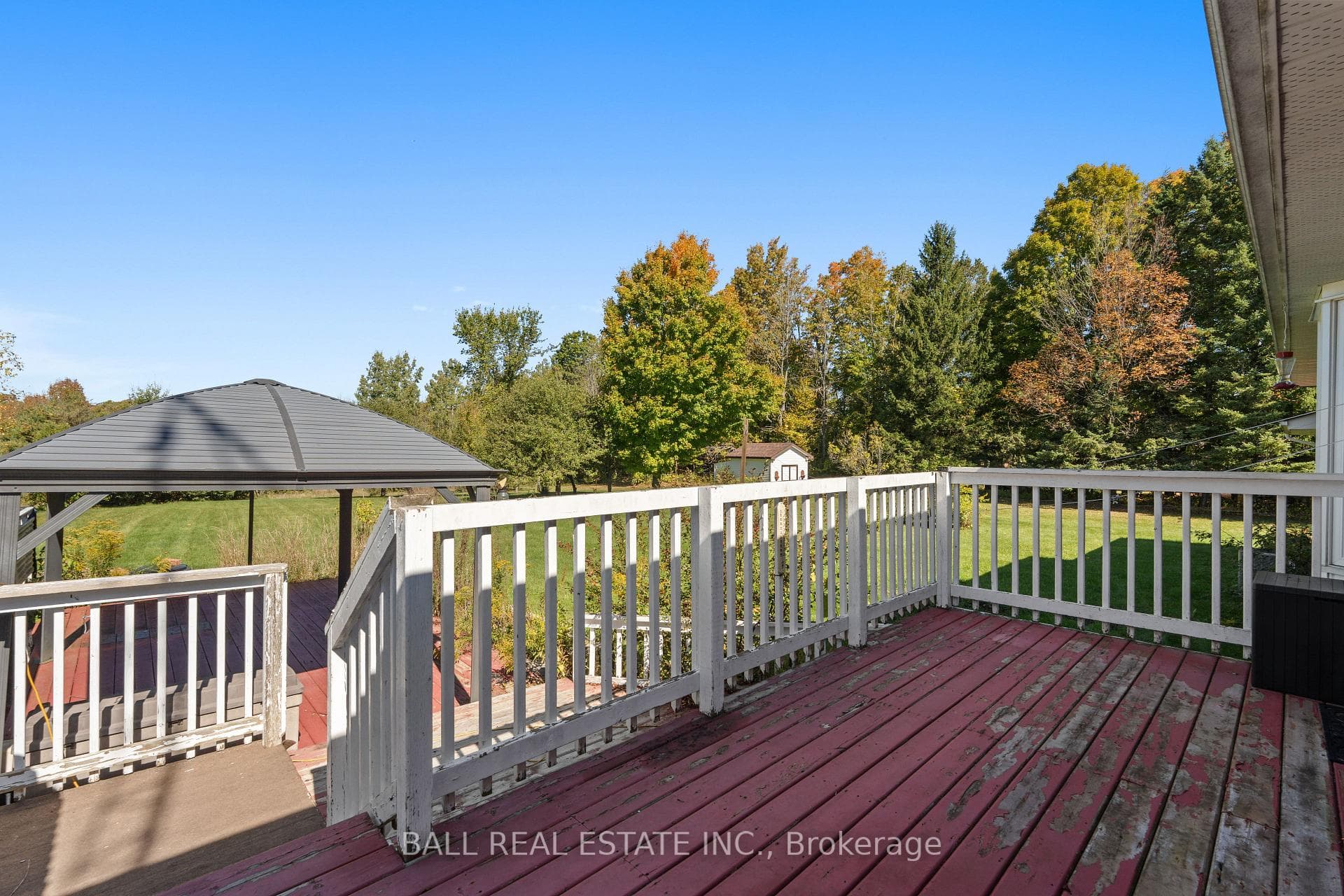 732 Ford Crescent photo 38
