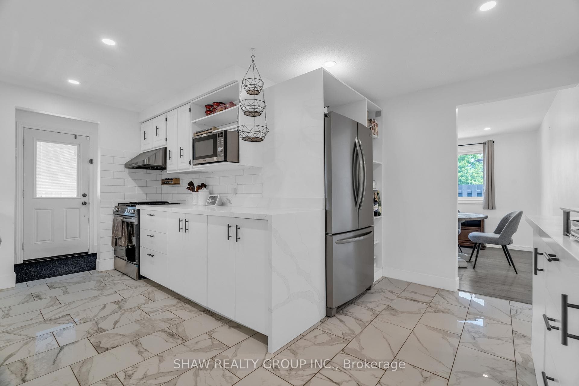 85 Hillmer Road photo 15