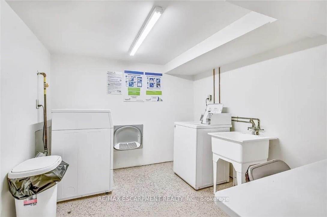 312 Aberdeen Avenue Unit 5 photo 19