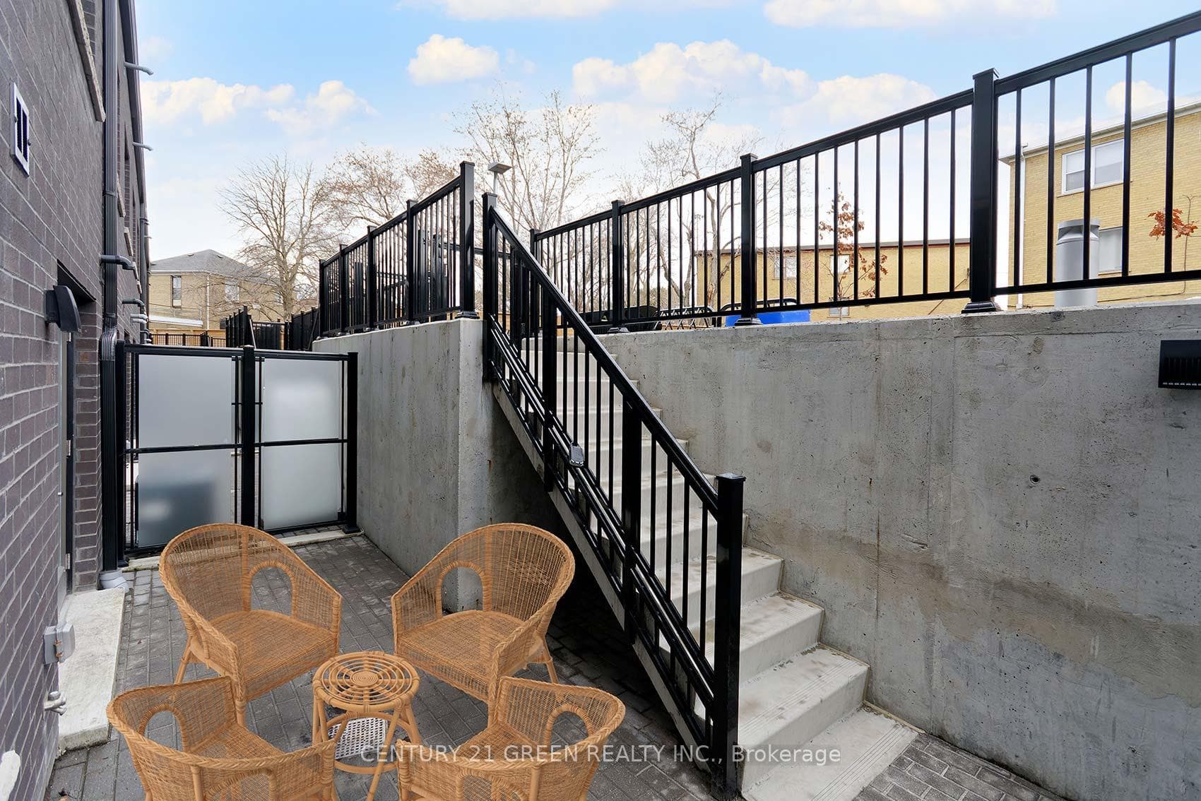 12 Marquette Avenue Unit 4 photo 22