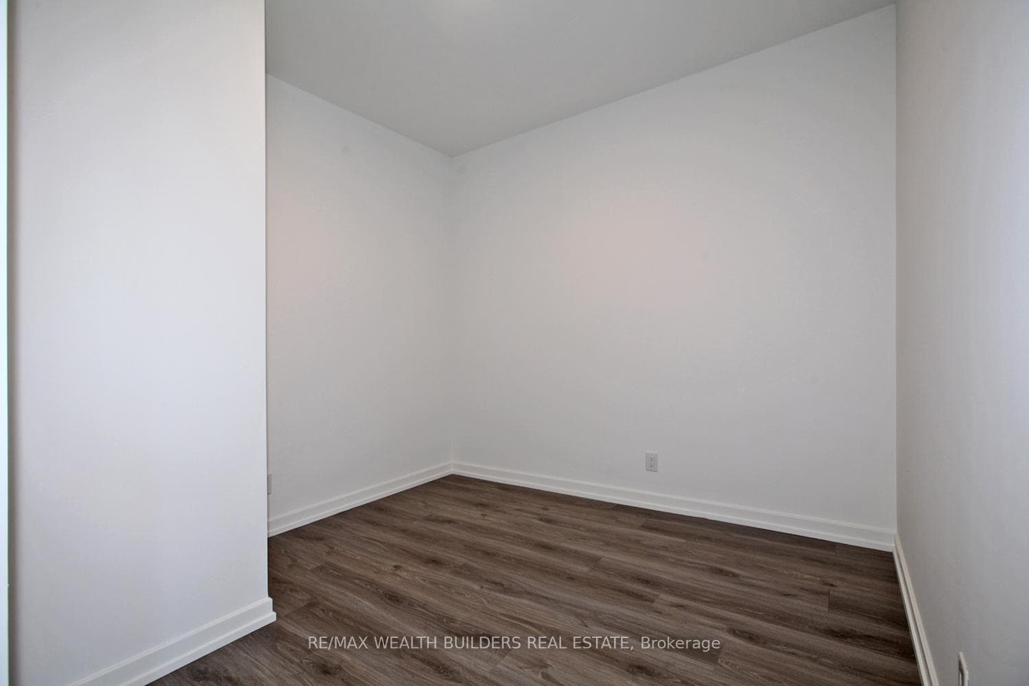 20 Tubman Avenue Unit 502 photo 24