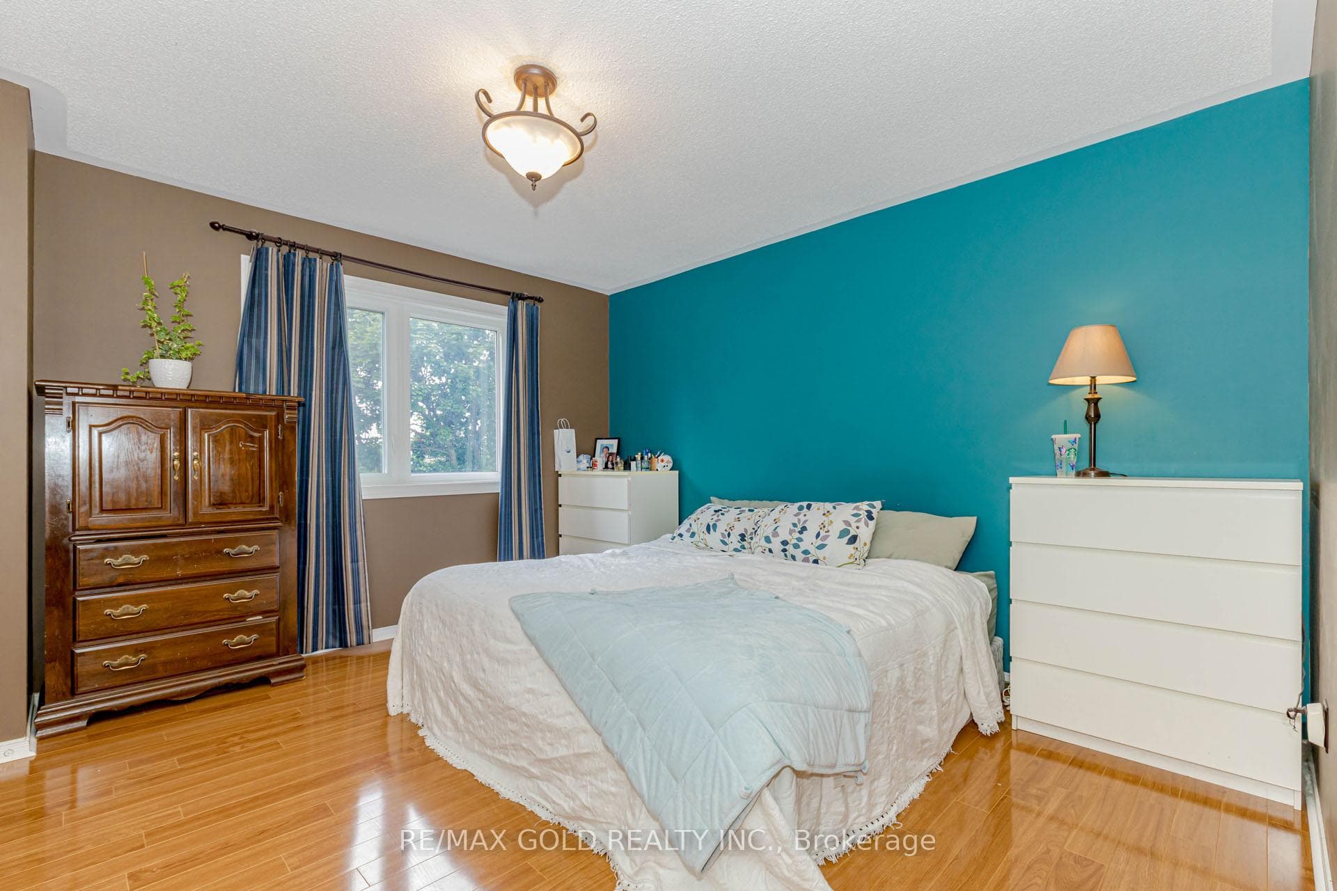 139 Chipmunk Crescent photo 19