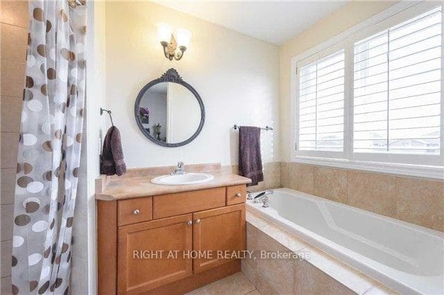 2259 Highcroft Road photo 10