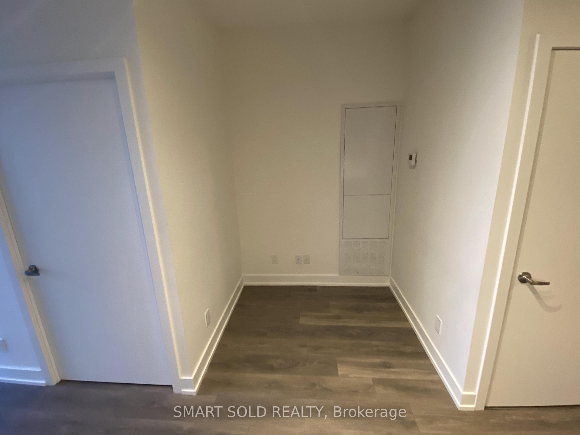 180 Fairview Mall Drive Unit 1905 photo 6