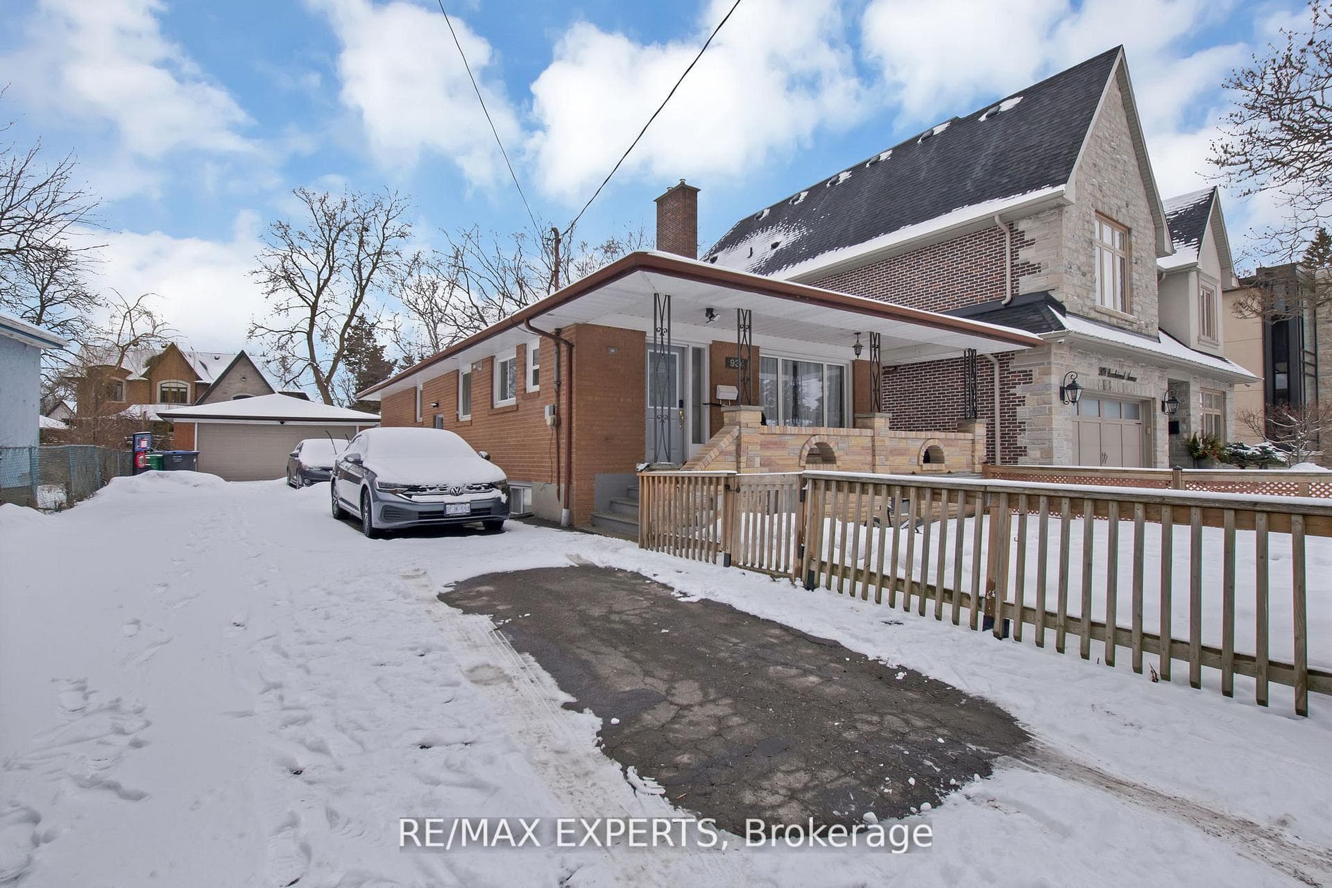 934 Beechwood Avenue Unit Lower photo 2