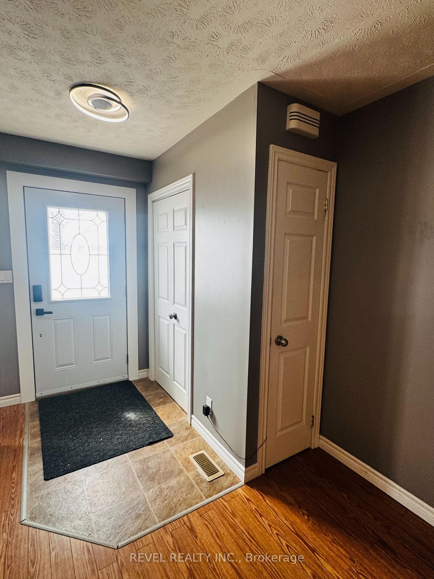 630 Lonergan Boulevard Unit Unit 404 photo 11