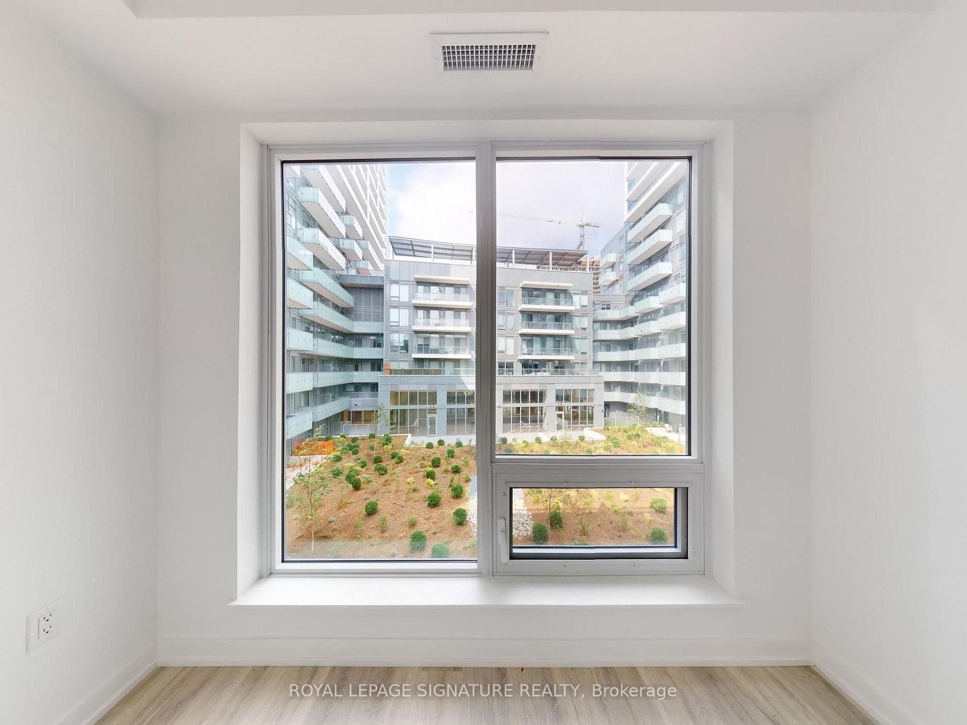 8 Olympic Gdn Drive Unit S608 photo 20