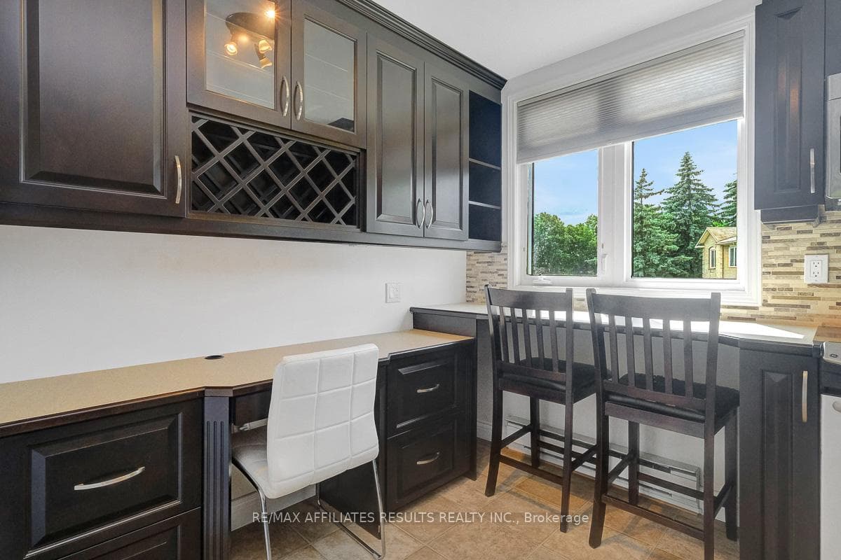 6549 Bilberry Drive Unit 6549B photo 20