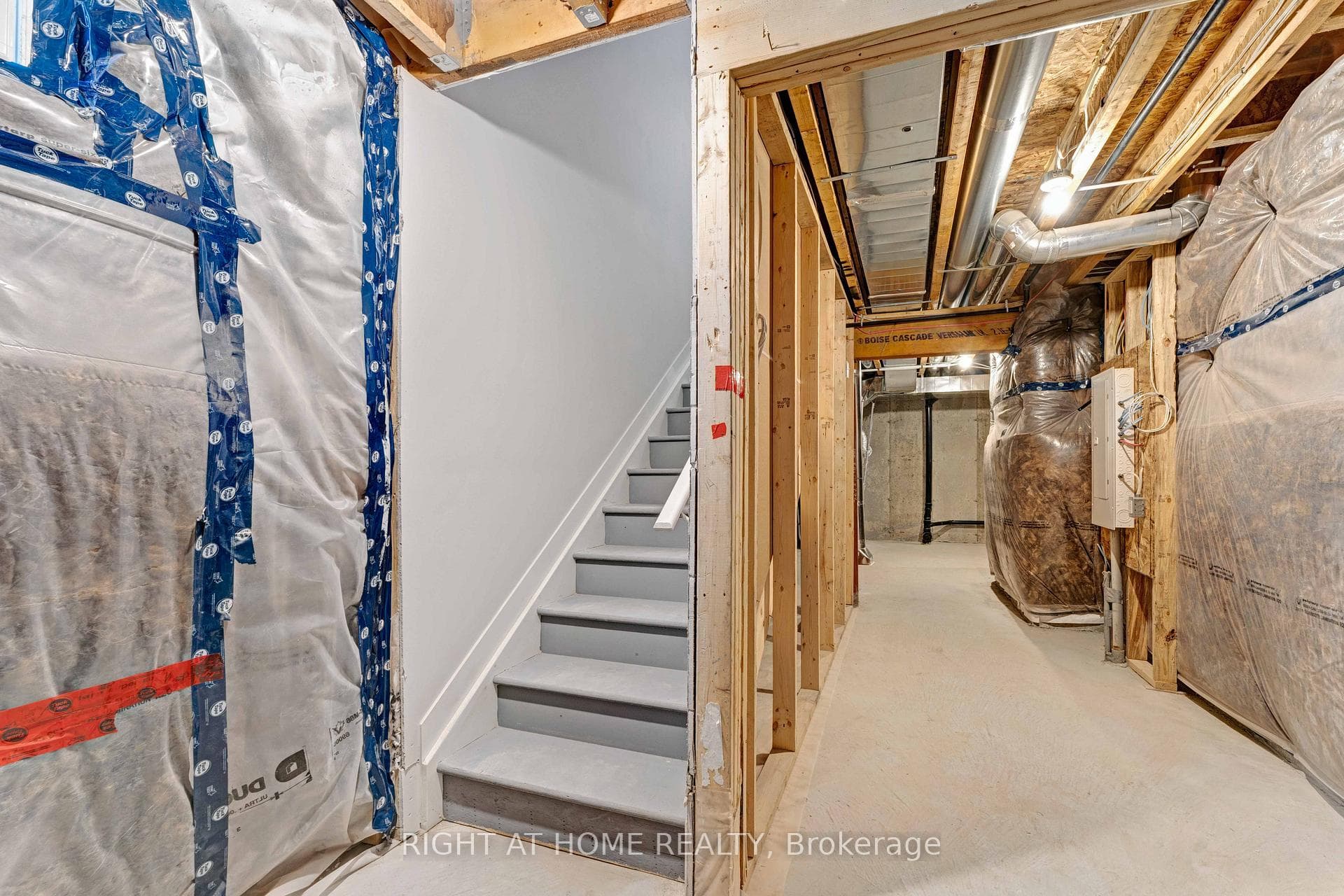 705 QUILTER Row photo 27