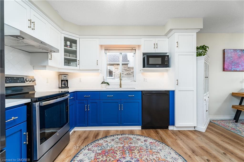 59 BEARDMORE Crescent photo 6