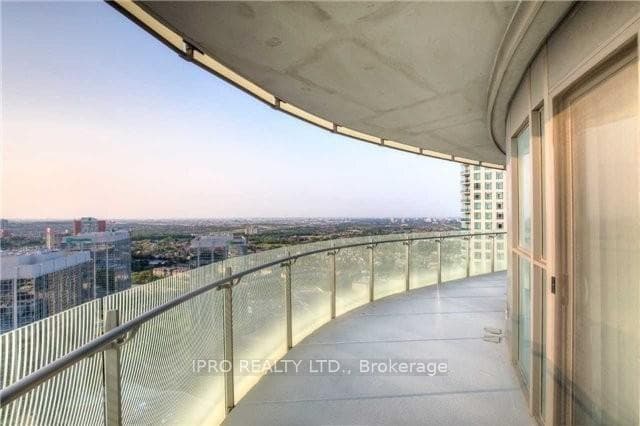 50 Absolute Avenue Unit 2810 photo 8
