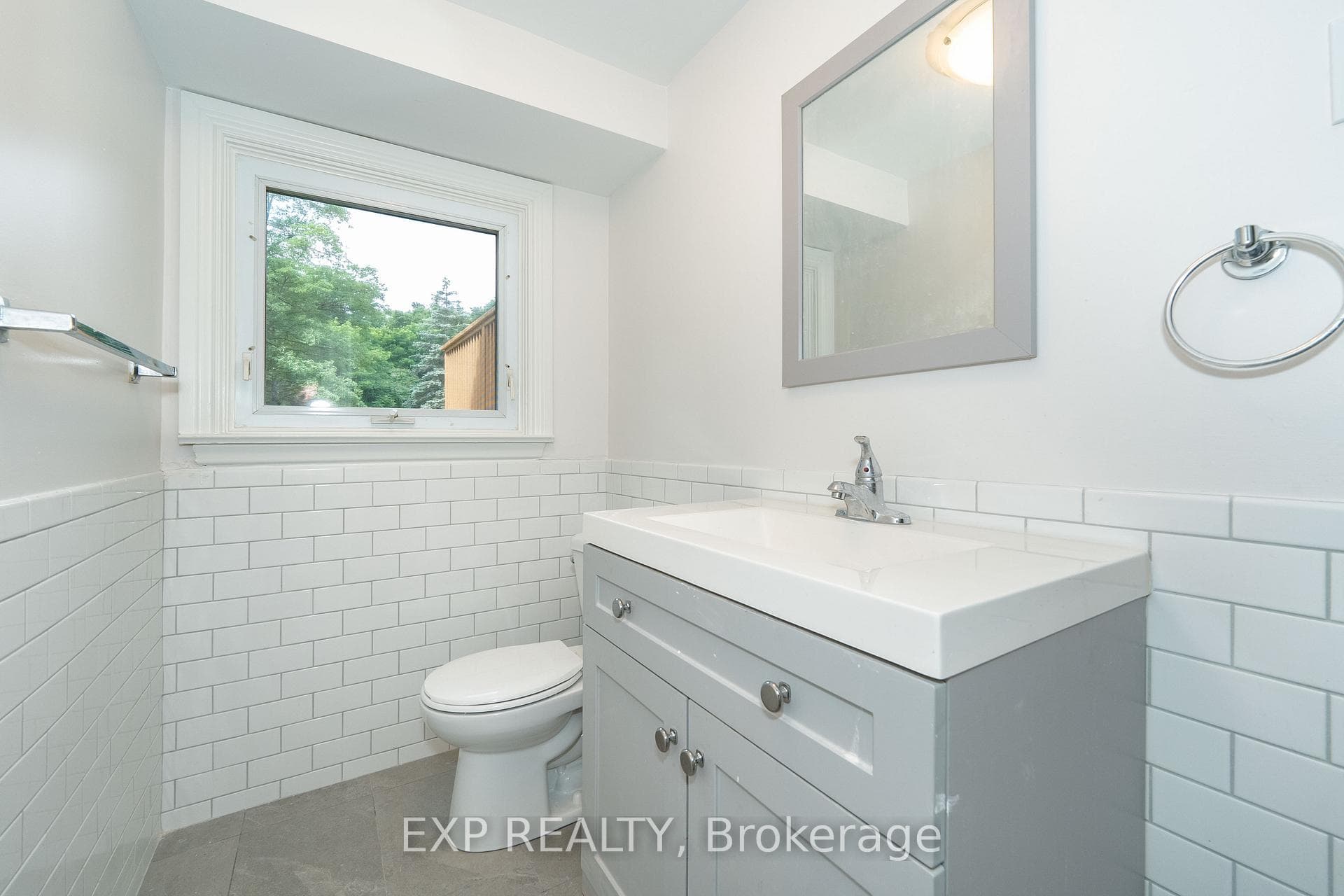 12056 Leslie Street photo 26