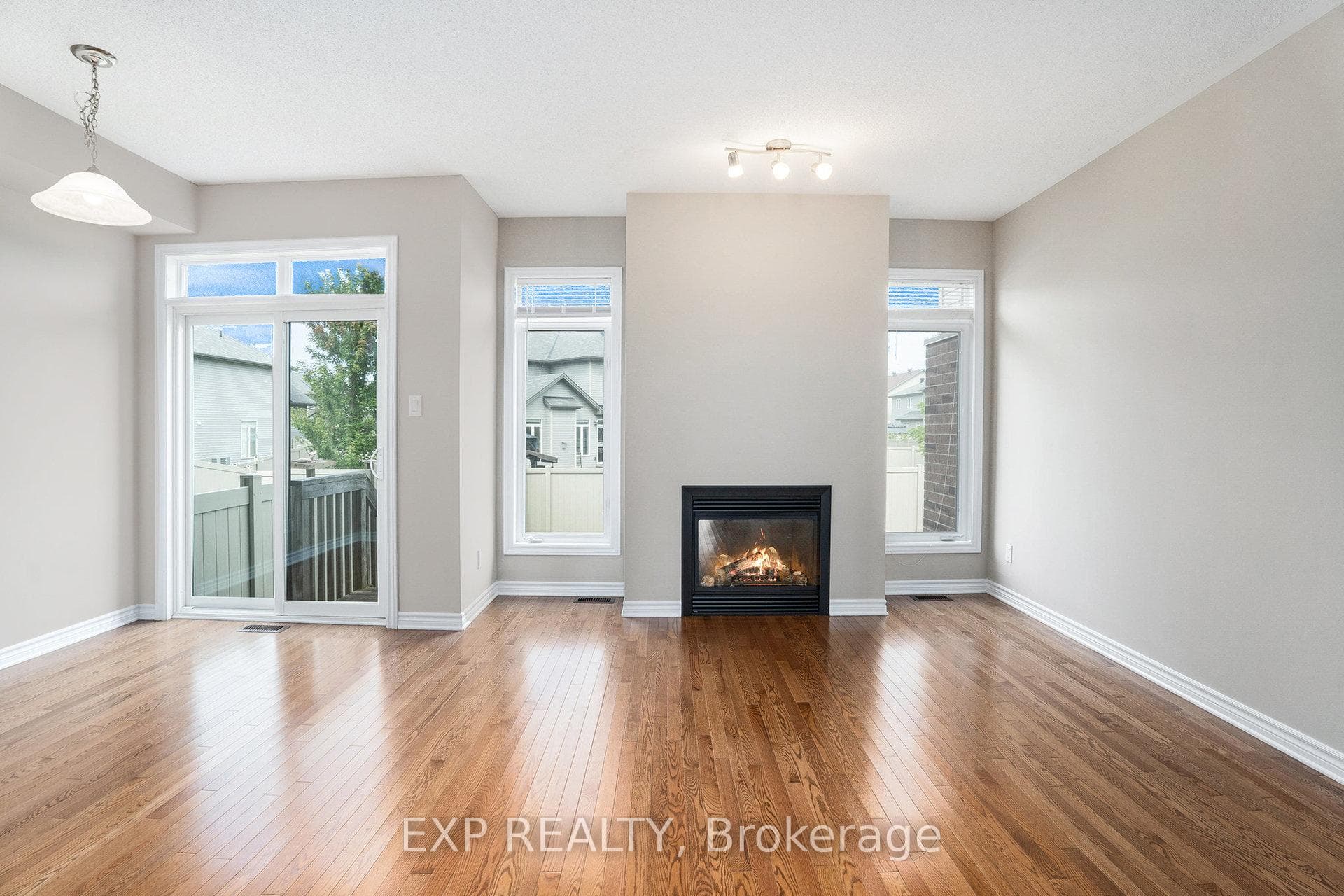 349 Ardmore Street photo 5