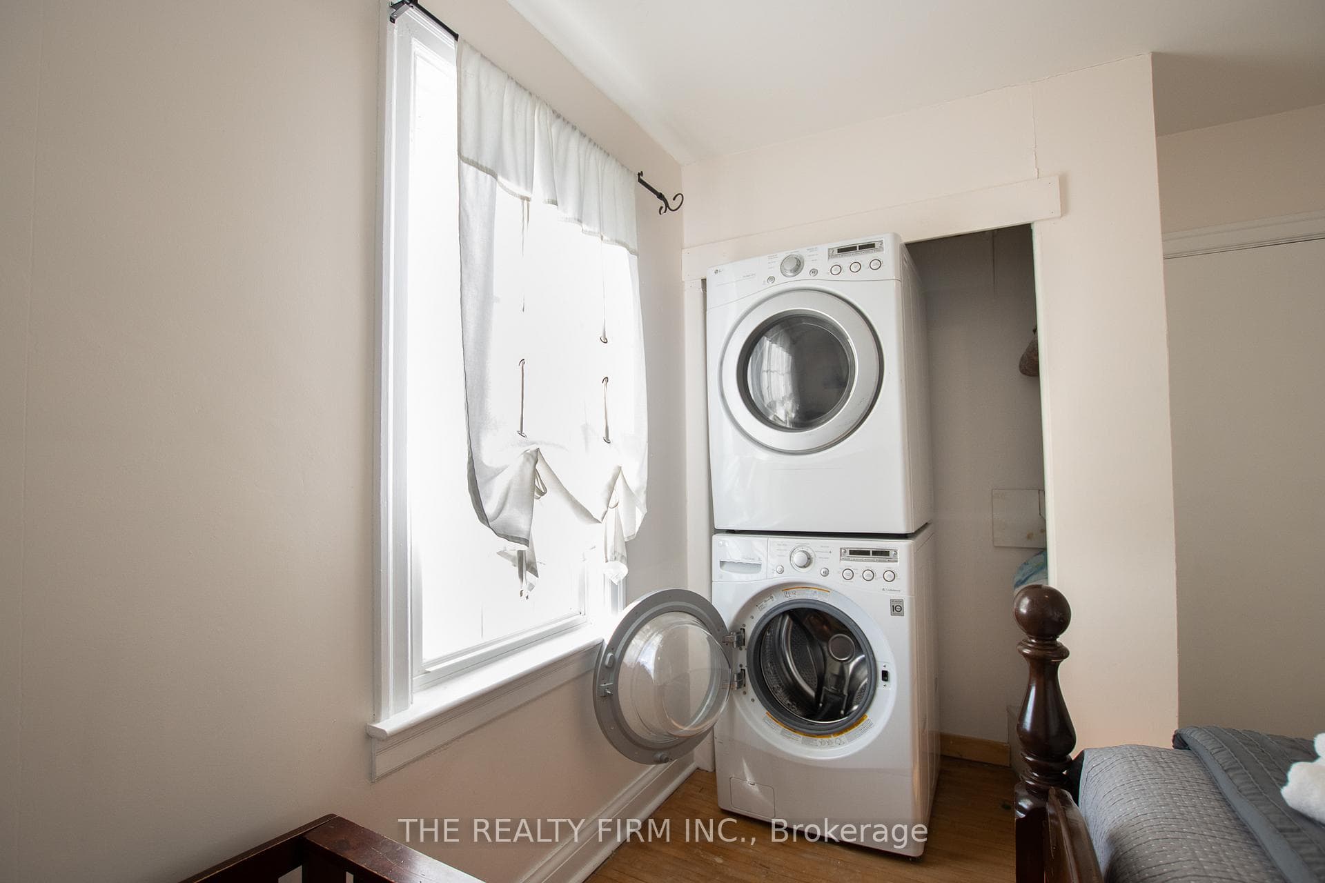 18378 Erie Shore Drive photo 26