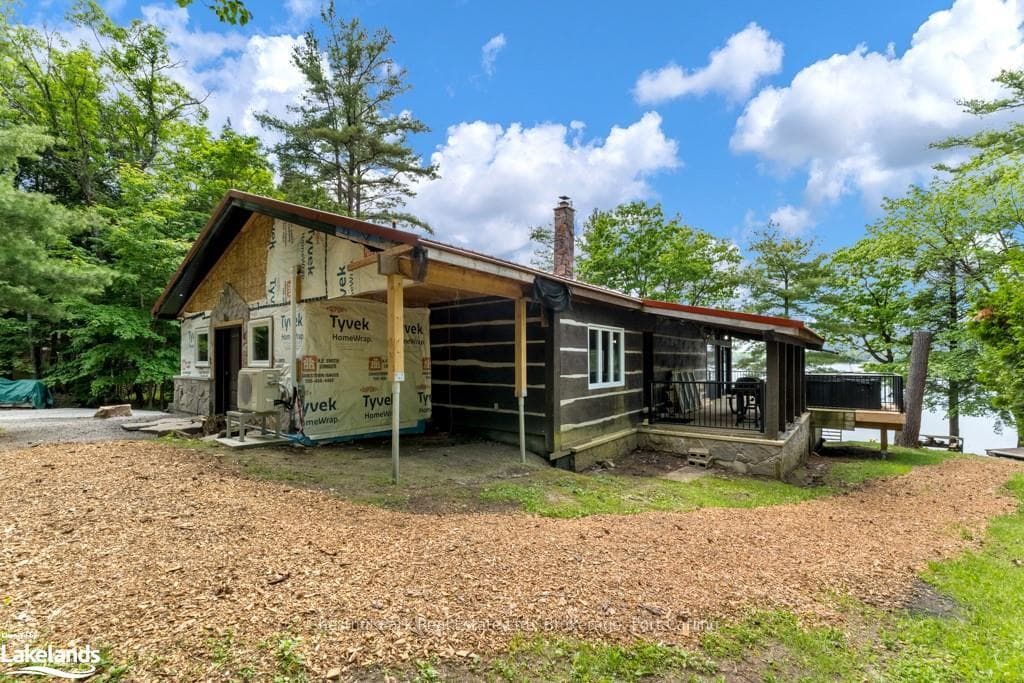 138 KAPIKOG SOUTH Road photo 49
