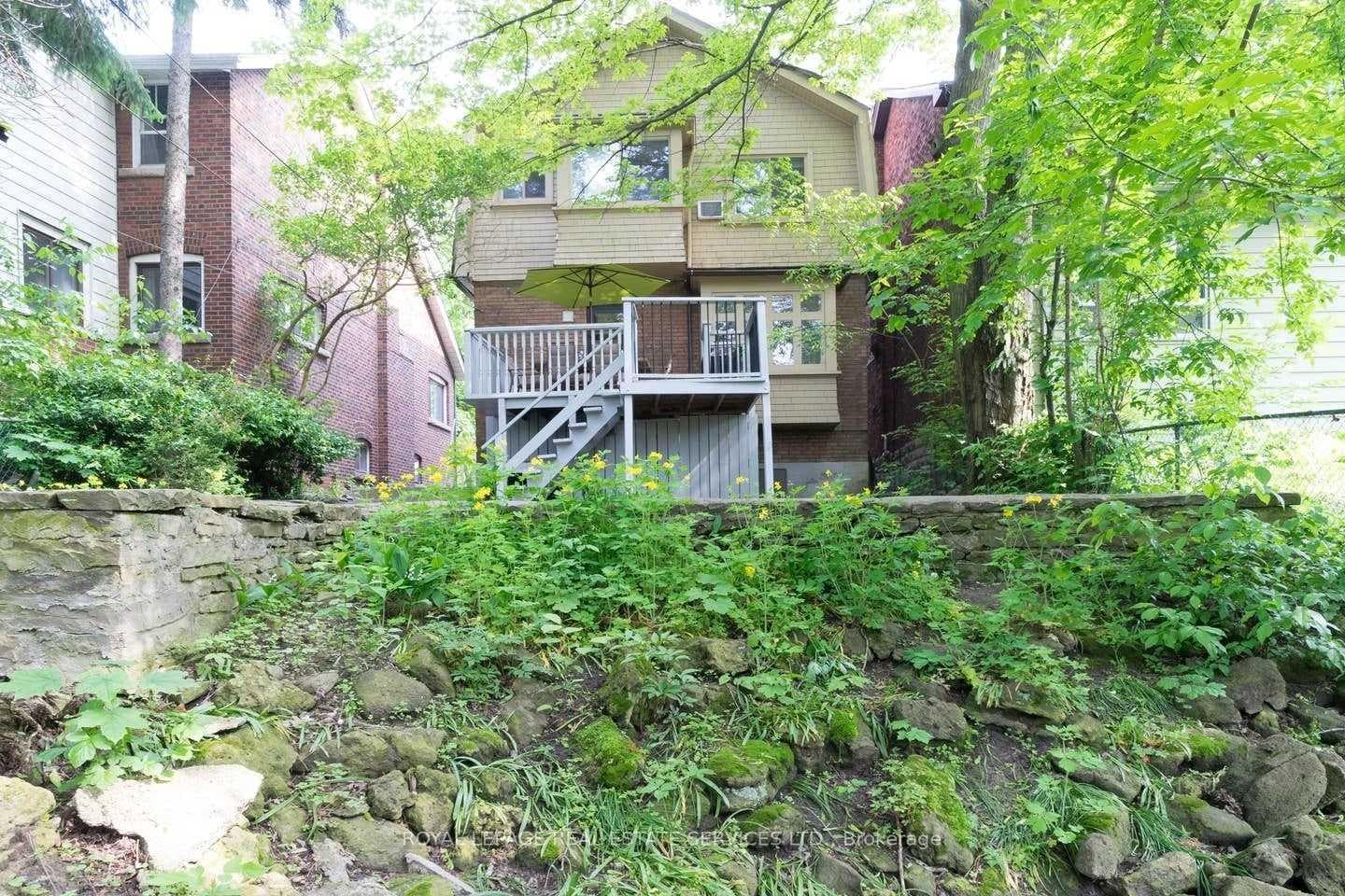110 Manor Road photo 20