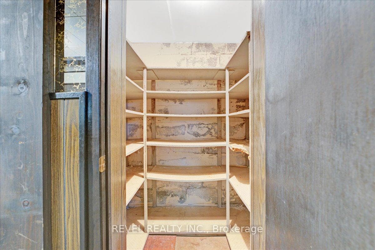 328 West 5th Street photo 24