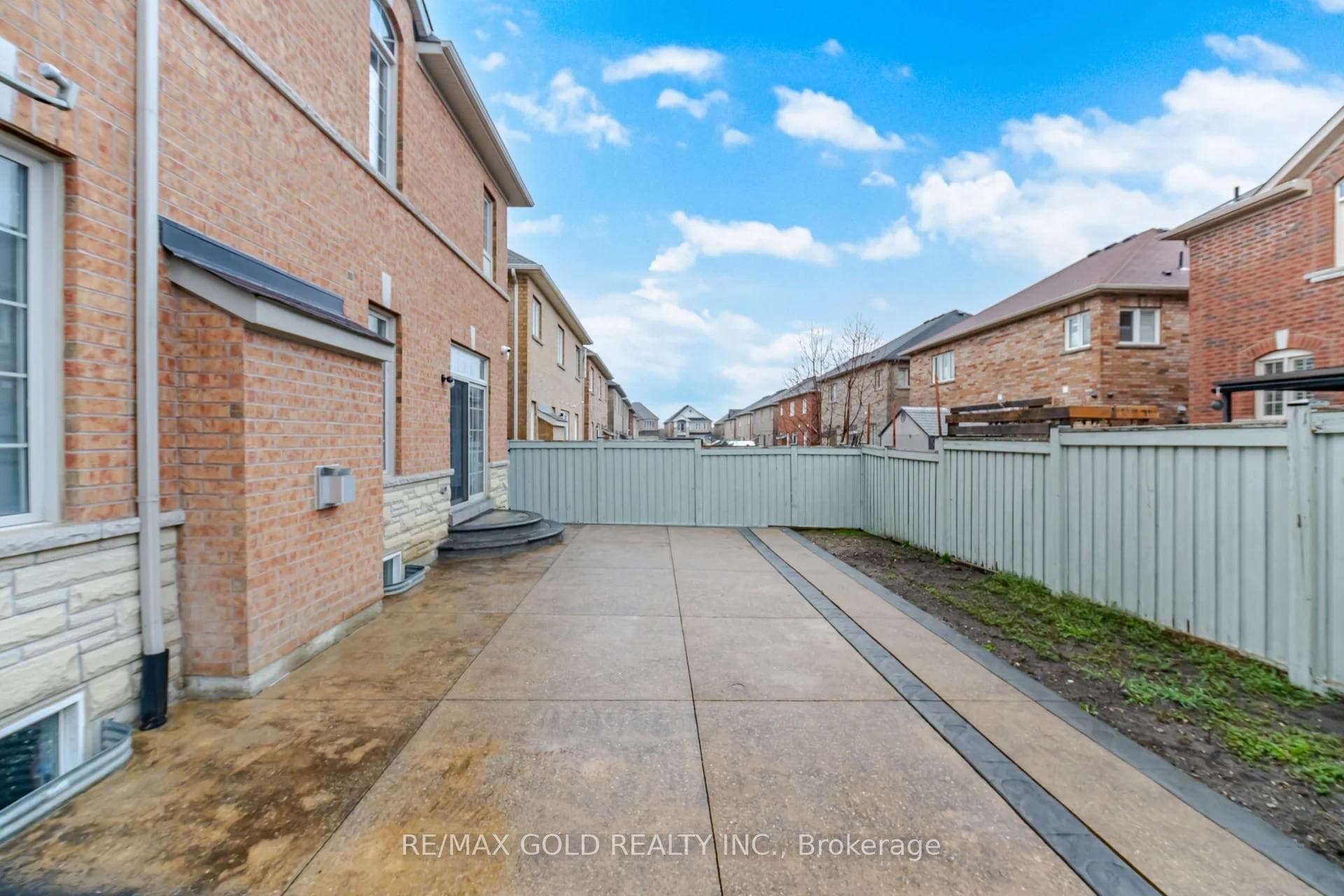 26 Drummondville Drive photo 22