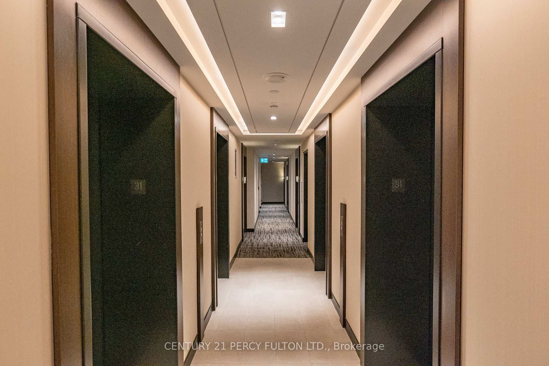 2221 Yonge Street Unit 3108 photo 9