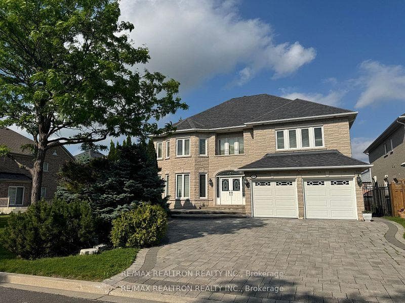 21 Goldring Crescent photo 2