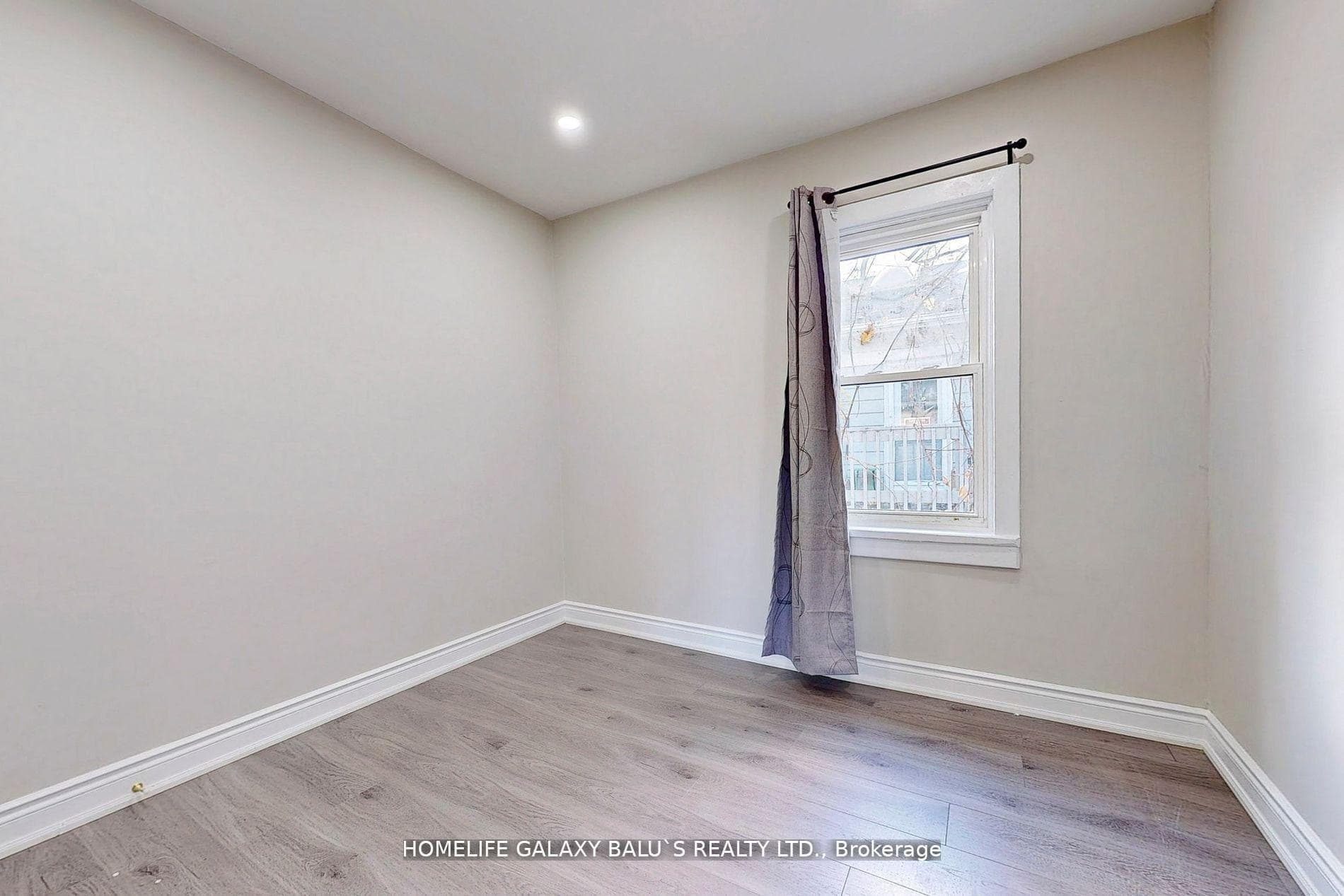 287 Olive Avenue photo 16