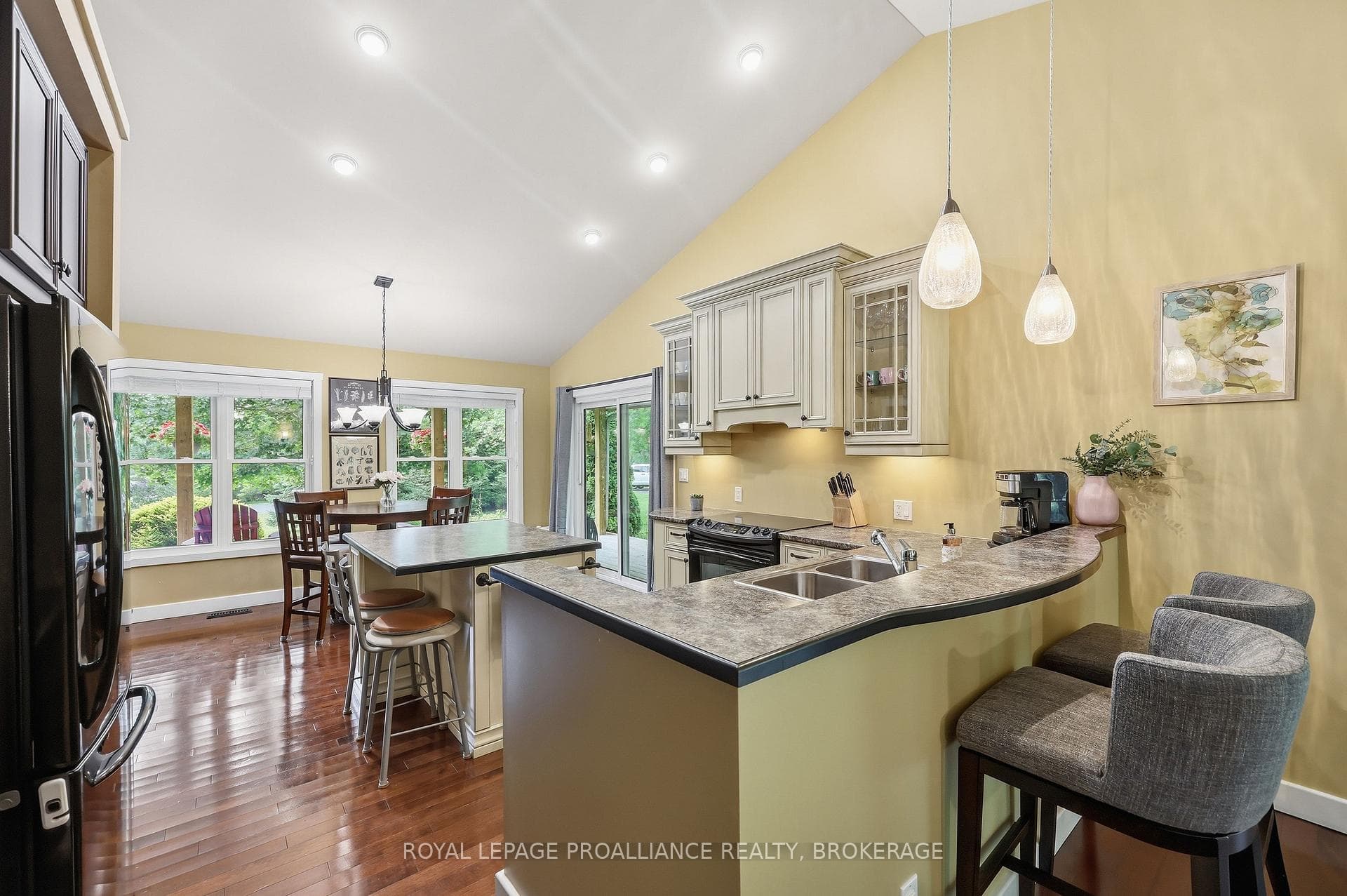 124 Park Street photo 10