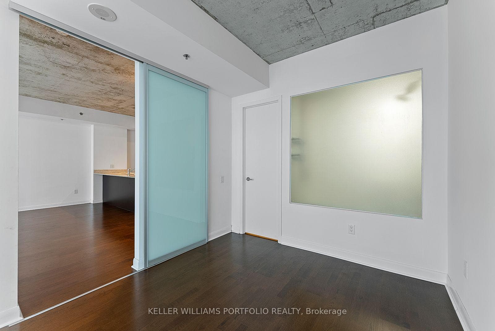 375 King Street Unit 1805 photo 24