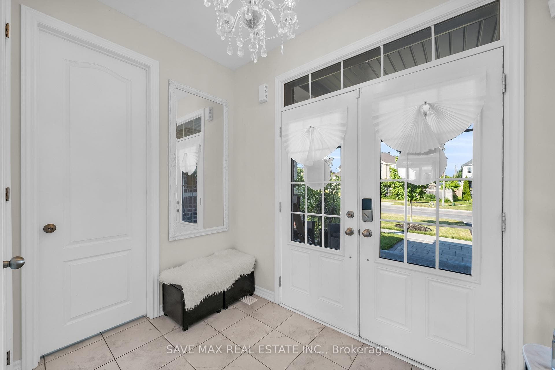 1894 Grandview Street photo 7