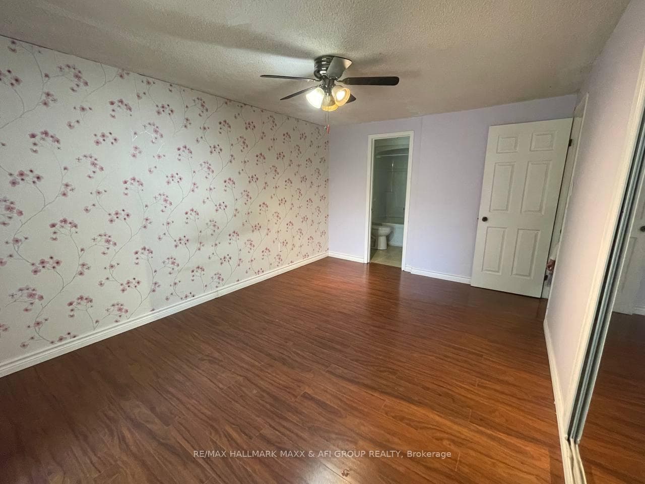 715 Mountview Place Unit Main photo 13