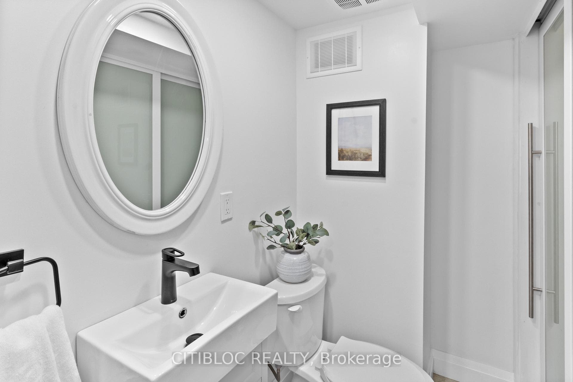 519 Lowell Avenue photo 22