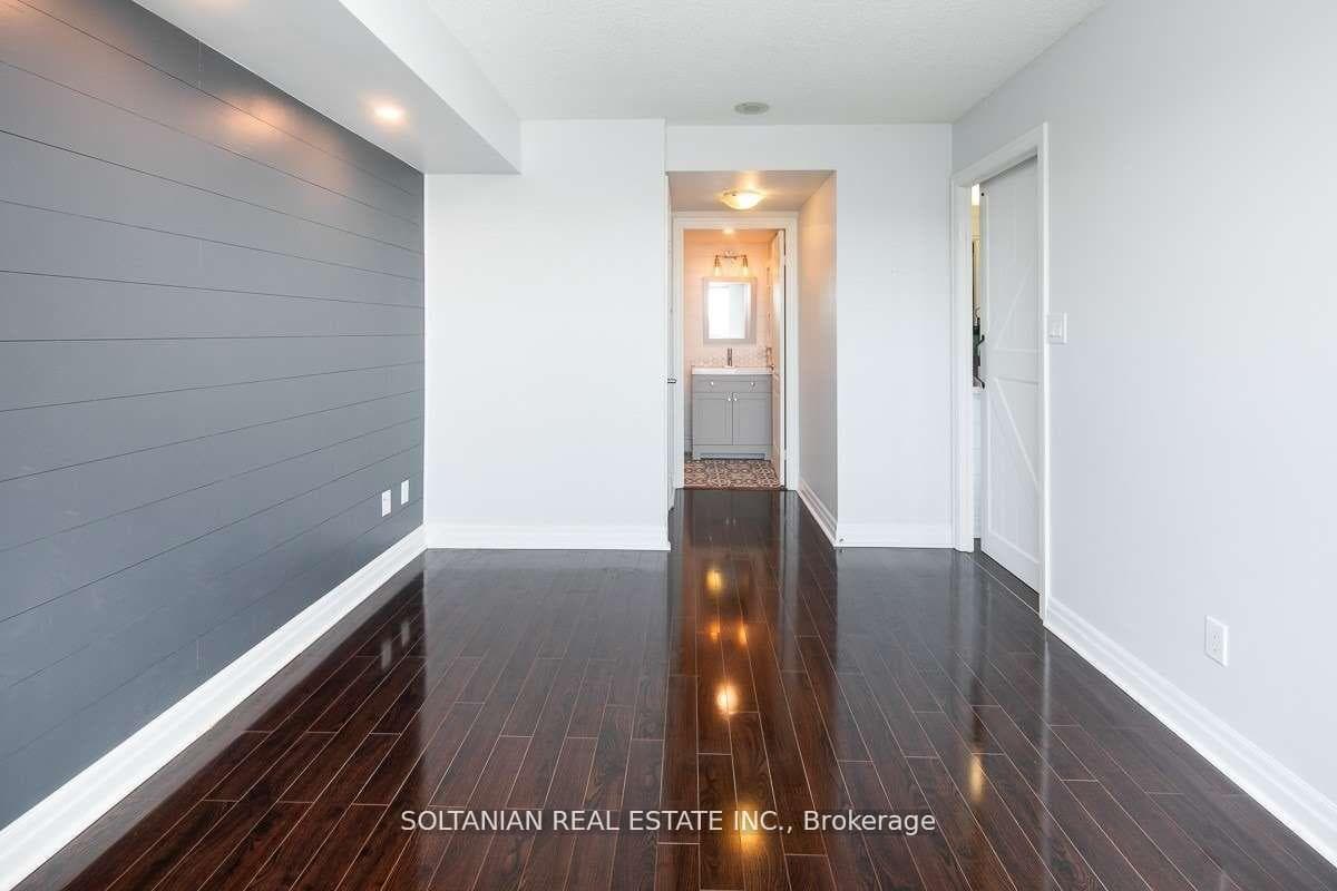 188 Doris Avenue Unit 807 photo 10