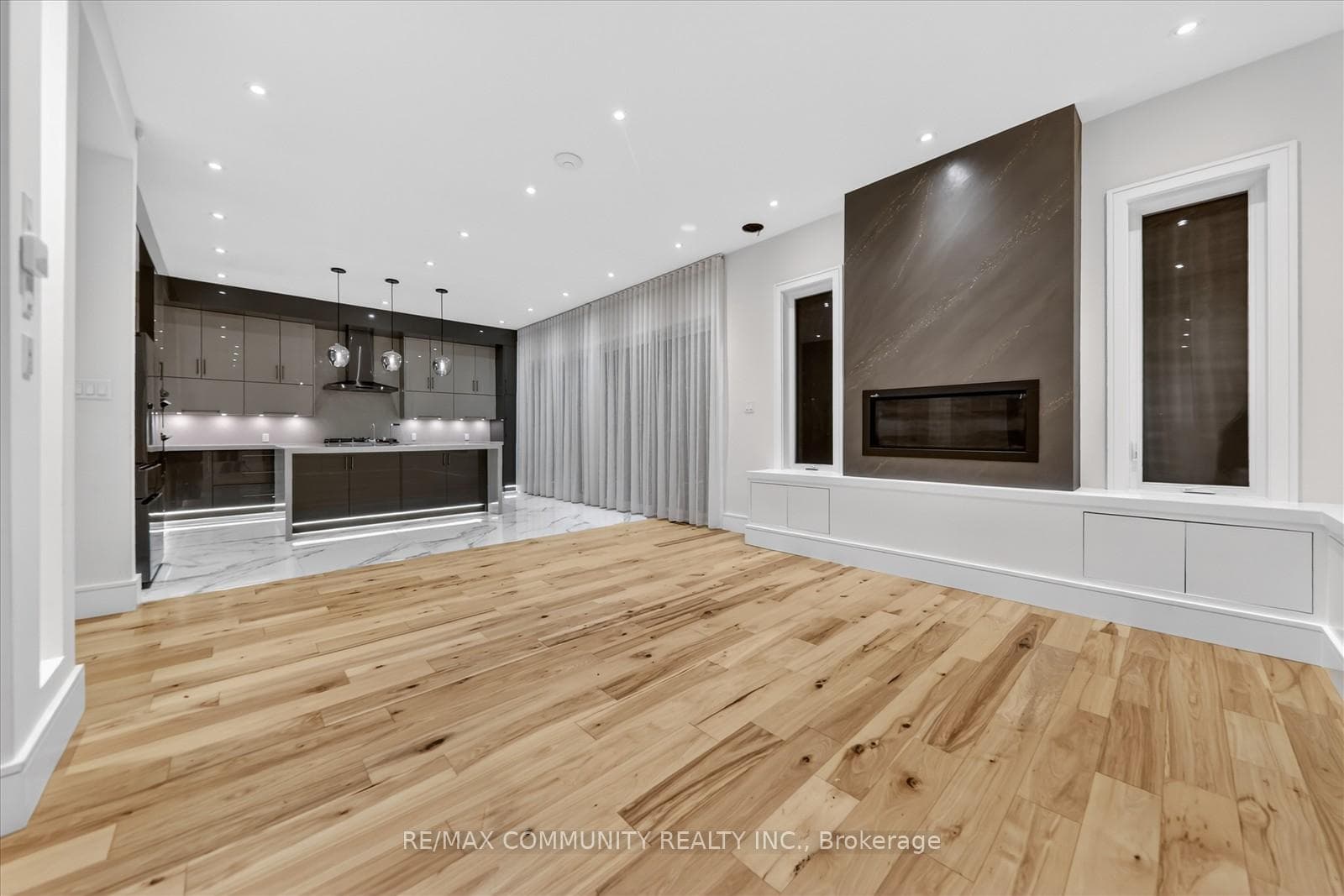 6268 Kingston Road photo 15
