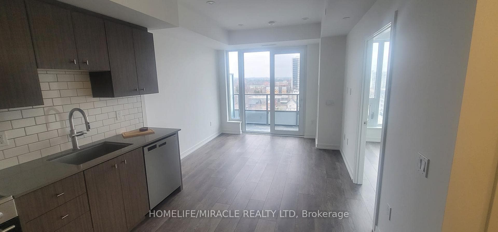 5 Wellington Street Unit 1108 photo 8