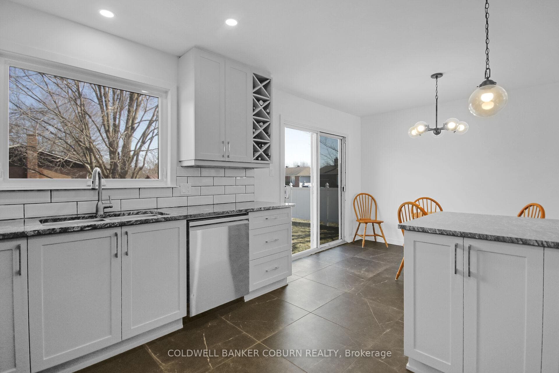 31 ORMSBY Drive photo 21