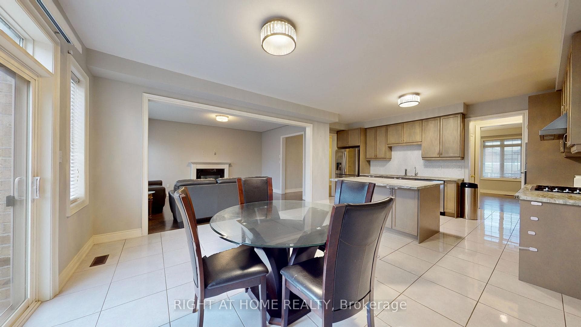 Breakfast nook