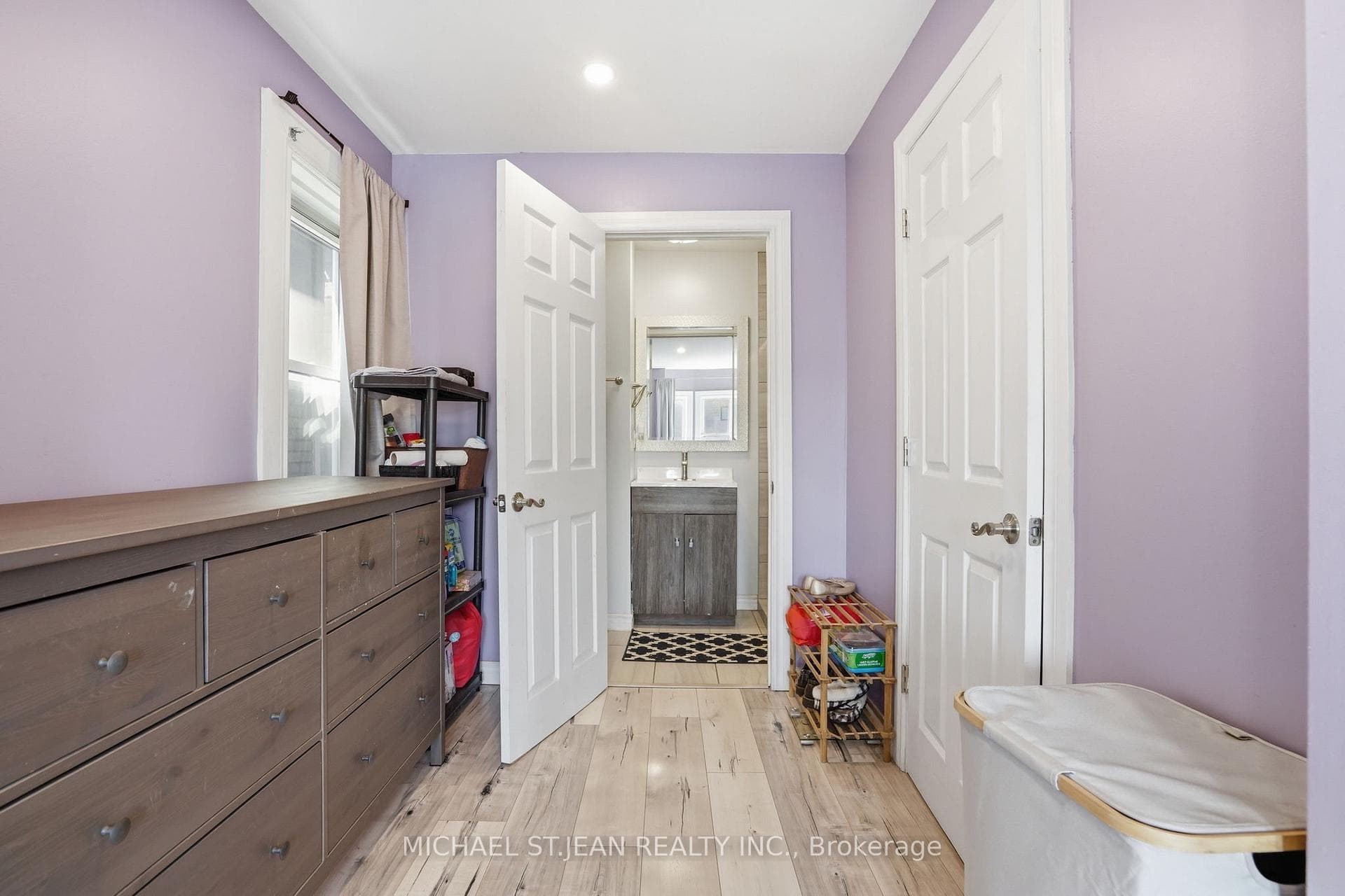 75 Niagara Street photo 27