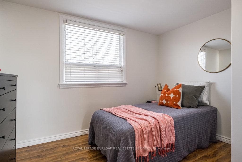 1358 Leighland Road photo 21