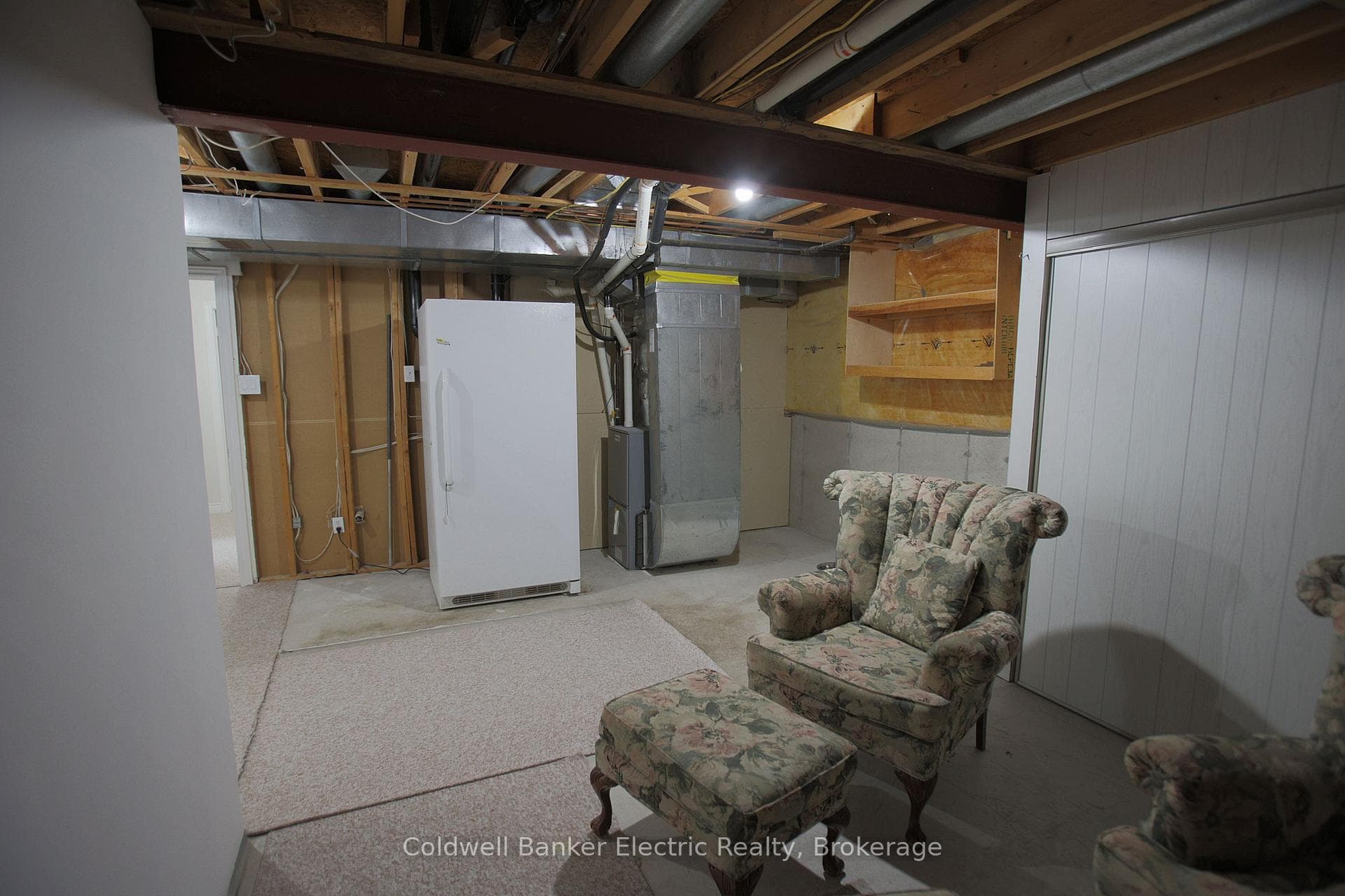 1830 Stratton Avenue photo 31
