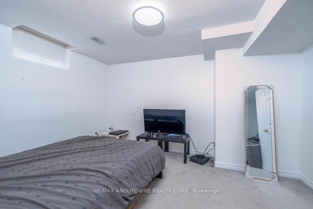 14 SABLE Drive photo 48