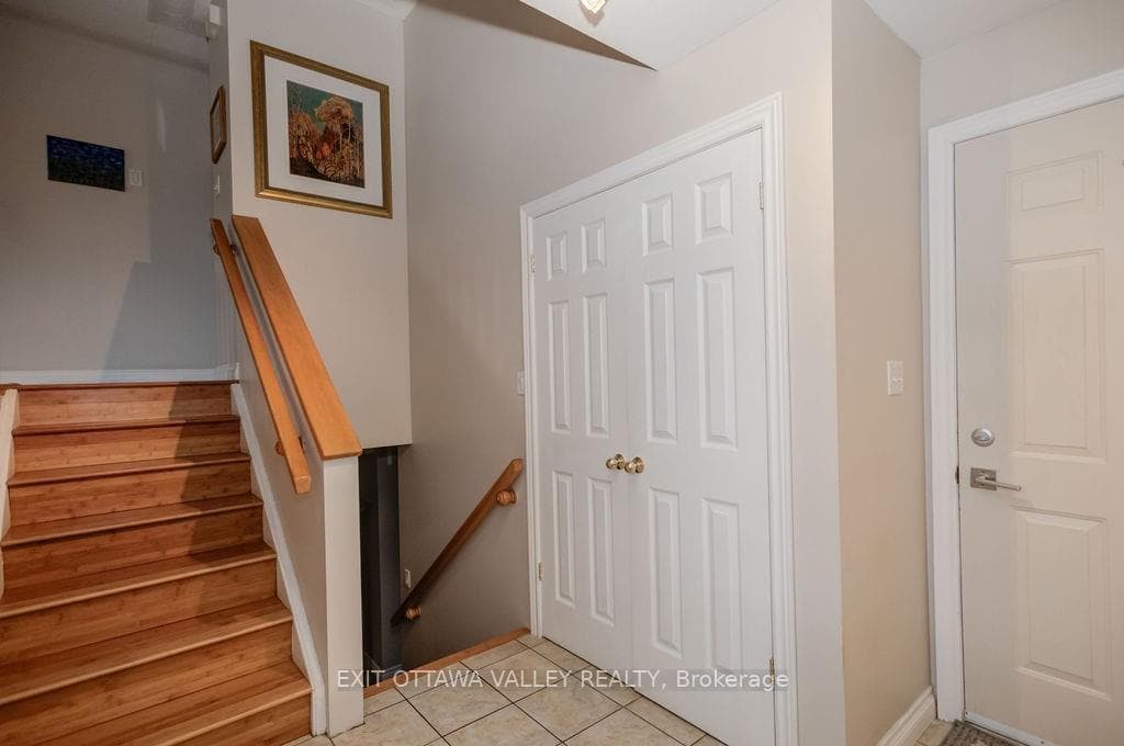185 GARDEN Street photo 2