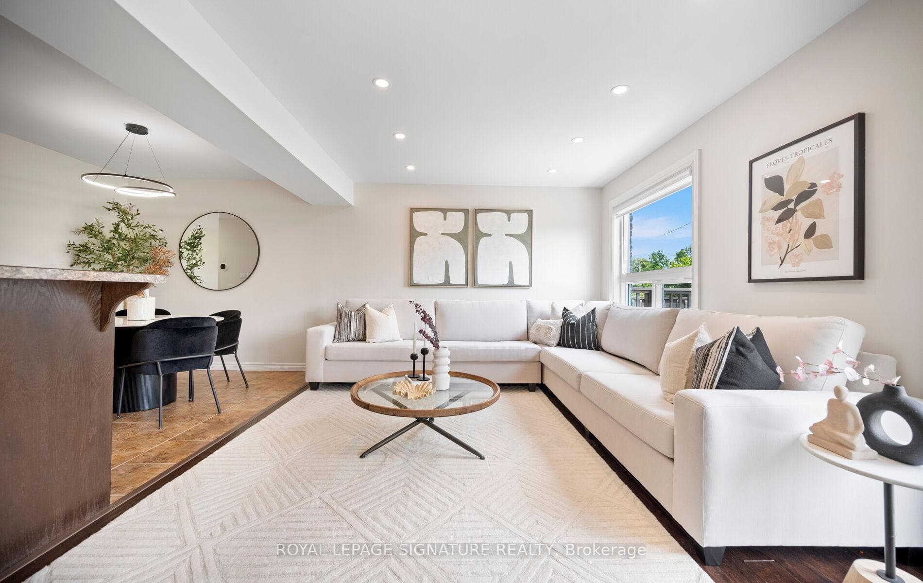 61 Thames Way photo 8