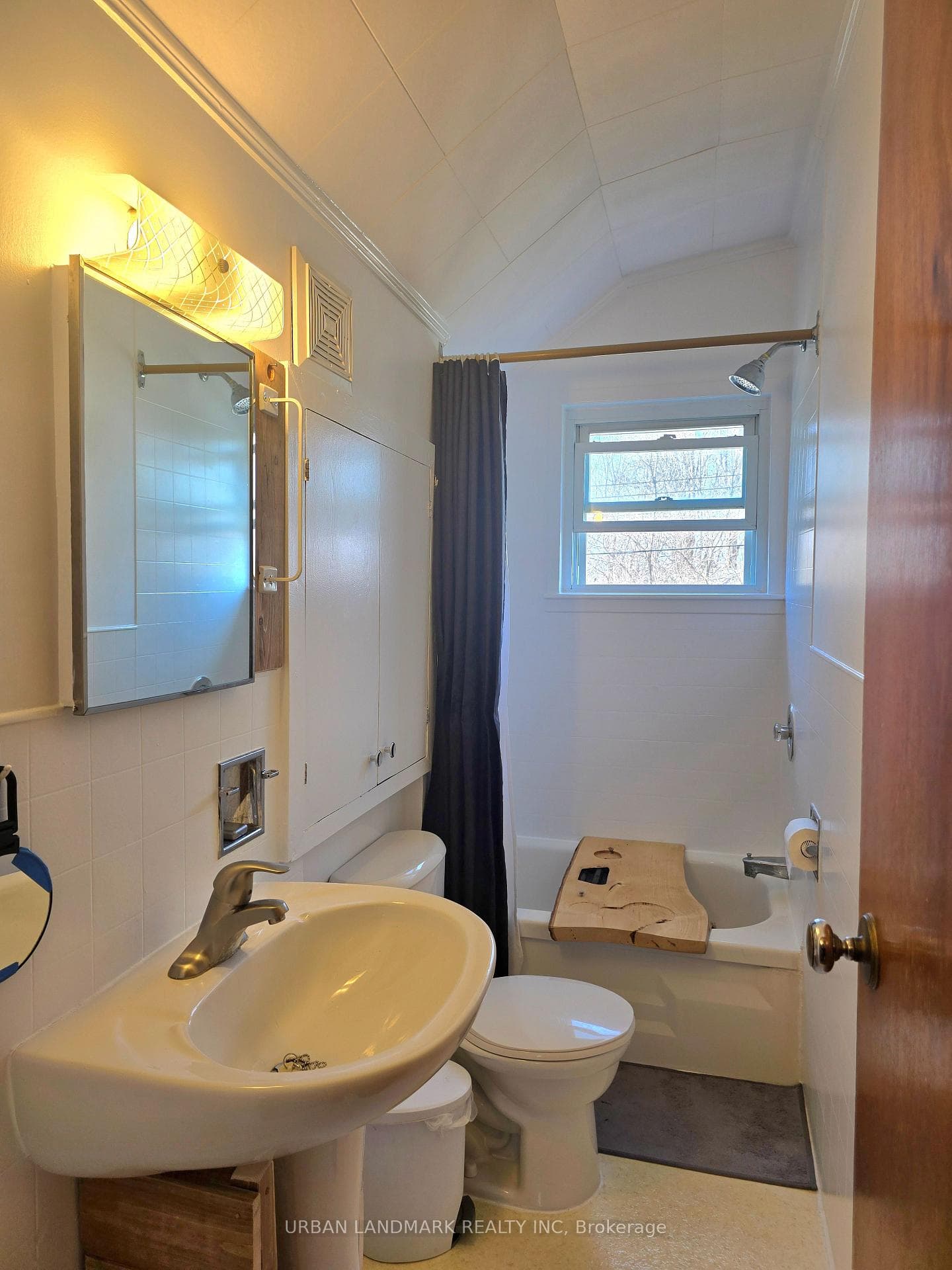 41 Dingman Street photo 18